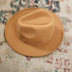 Stylish Tan Fedora Hat